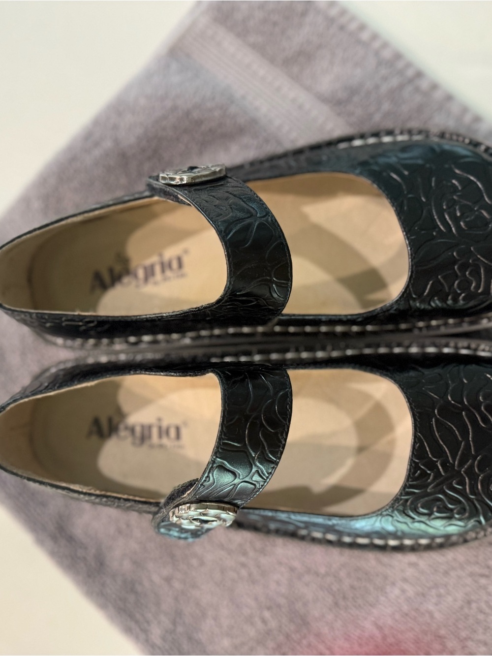 Algeria Women's Black Mary Jane Comfort Flats with Floral Emboss - Picture 2 of 7